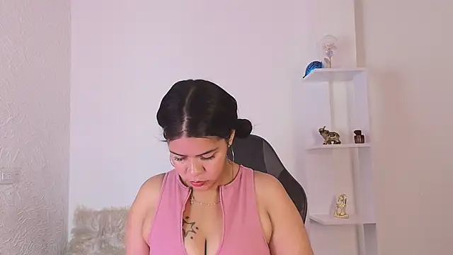 Evelyn brown8 online show from October 3, 2:03 pm