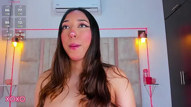 Snapshot of emily__walker chatting on November 29, 1:14 pm emily walker online show from November 29, 1:14 pm