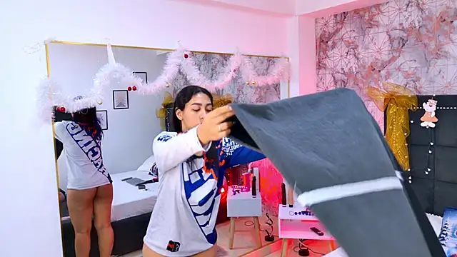 Aliss Star online show from December 19, 12:01 pm