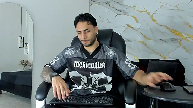 Miike Stone1 online show from October 15, 1:00 pm