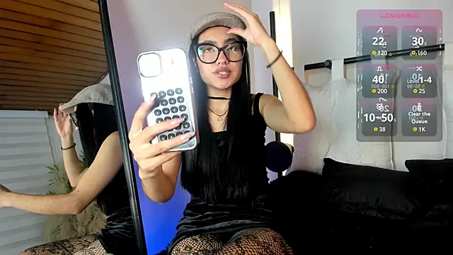 cherry bunnyx online show from November 7, 4:23 am