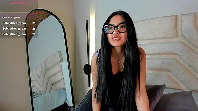 Snapshot of cherry_bunnyx chatting on February 27, 4:23 am cherry bunnyx online show from February 27, 4:23 am