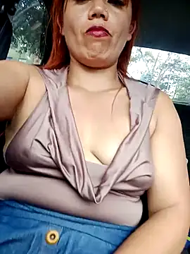 Tiffany-Parker  online show from September 27, 5:07 pm