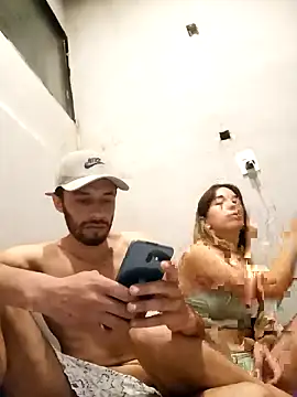 Valentino2325 online show from September 24, 12:36 am