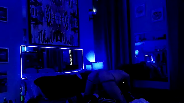 hungbot online show from February 8, 11:57 am