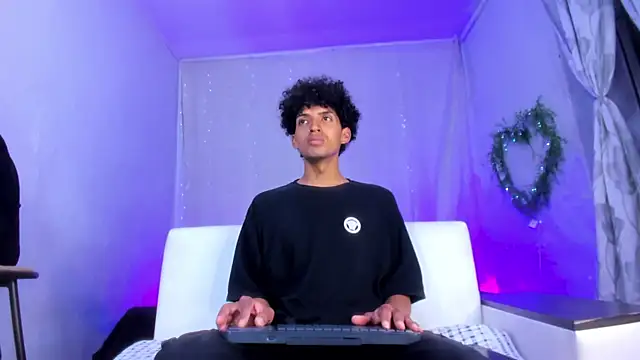 josesweet  online show from October 29, 4:31 pm