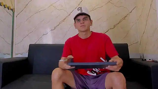 liam coleman25 online show from January 15, 5:12 am