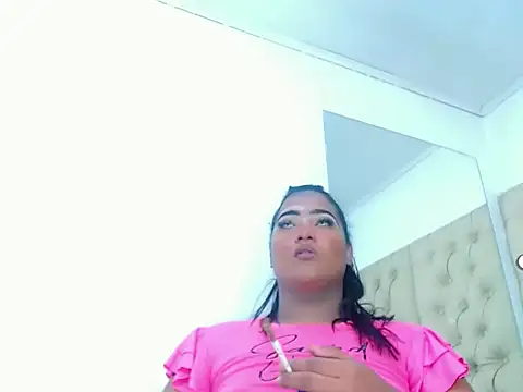 AuroraRoss online show from October 19, 4:29 pm