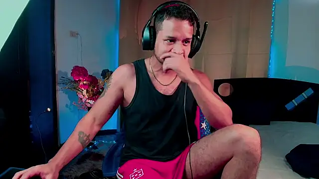 LucasGaeel online show from October 30, 11:22 am