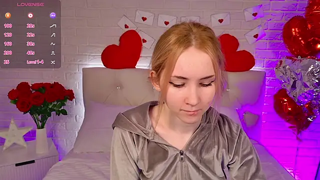 LiraKink online show from February 8, 4:05 am