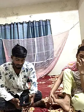 Snapshot of Love_Queen11 chatting on October 17, 5:48 pm Love Queen11 online show from October 17, 5:48 pm