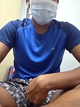 Snapshot of handsome_blg_tam chatting on October 11, 6:23 am handsome blg tam online show from October 11, 6:23 am