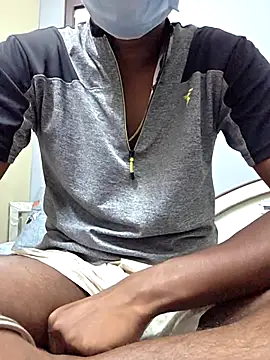 Snapshot of handsome_blg_tam chatting on October 29, 12:18 pm handsome blg tam online show from October 29, 12:18 pm