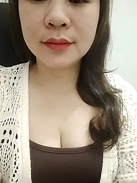 Girl Shy2000 online show from March 30, 10:33 pm