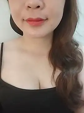 Girl Shy2000 online show from June 3, 1:19 am