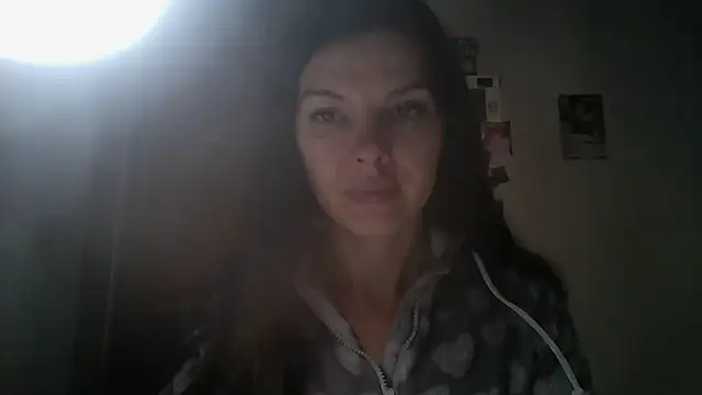 Snapshot of Lorivell chatting on November 27, 7:43 am Lorivell online show from November 27, 7:43 am