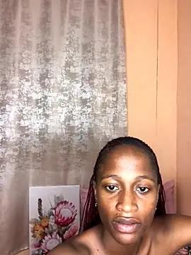 Caramel102004 online show from October 15, 5:57 pm