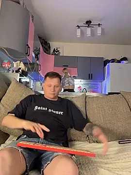 Crystal Neko online show from April 15, 9:15 pm