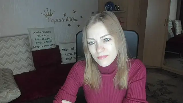 Snapshot of Tiffany_Bates chatting on November 7, 3:17 am Tiffany Bates online show from November 7, 3:17 am