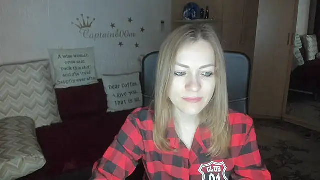 Snapshot of Tiffany_Bates chatting on November 8, 3:50 am Tiffany Bates online show from November 8, 3:50 am