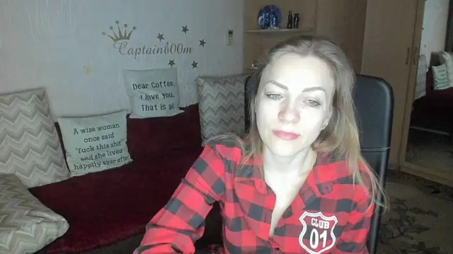 Snapshot of Tiffany_Bates chatting on December 1, 3:55 am Tiffany Bates online show from December 1, 3:55 am