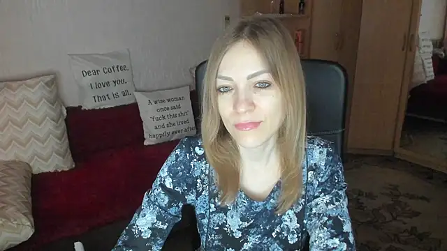 Tiffany Bates online show from April 5, 3:47 am