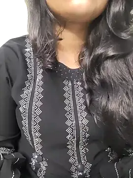 Miss Rose   online show from October 14, 3:57 pm