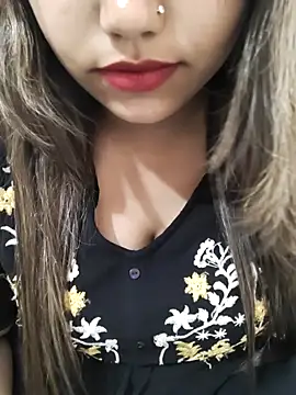 Miss Rose   online show from November 4, 6:29 pm