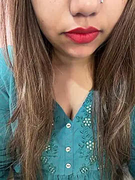 Miss Rose   online show from May 21, 5:36 am