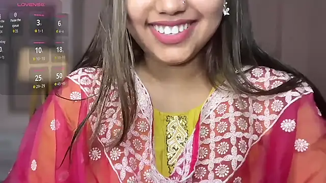 Miss Rose   online show from July 18, 1:04 pm
