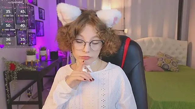 Bubblegum Babe  online show from October 29, 8:21 pm