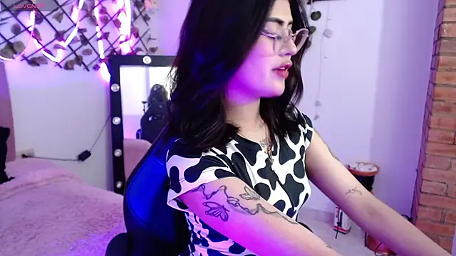 isa bunny18 online show from October 21, 2:23 am