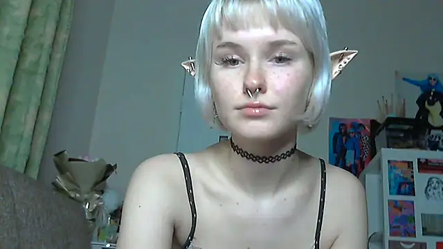 Snapshot of Paradoxy_ chatting on December 3, 8:29 pm Paradoxy online show from December 3, 8:29 pm