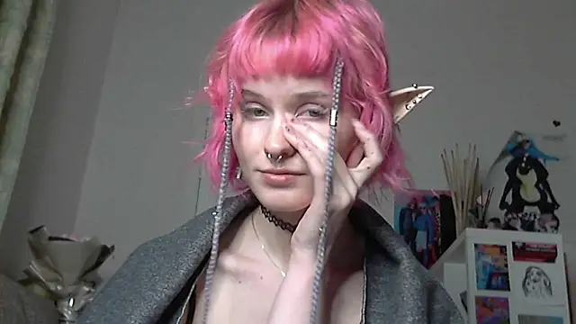 Snapshot of Paradoxy_ chatting on February 3, 7:52 pm Paradoxy online show from February 3, 7:52 pm