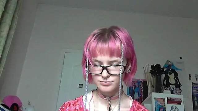 Snapshot of Paradoxy_ chatting on March 27, 8:41 pm Paradoxy online show from March 27, 8:41 pm