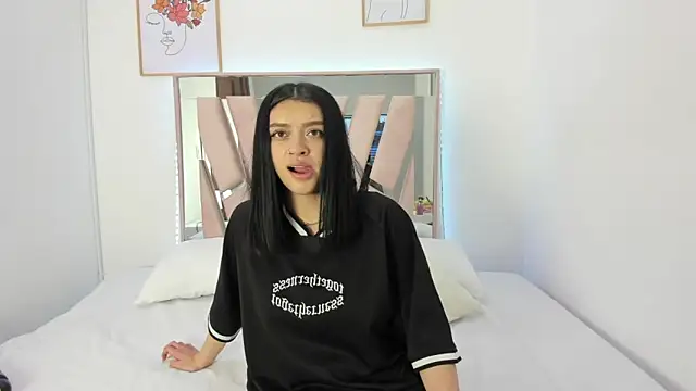 lissastone online show from October 8, 3:04 am