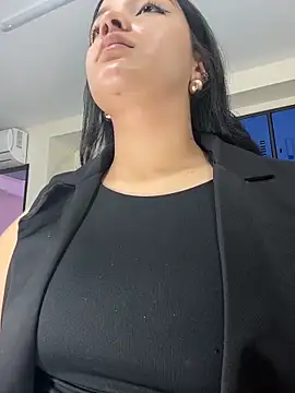 EmmaBlossom online show from March 20, 12:43 pm