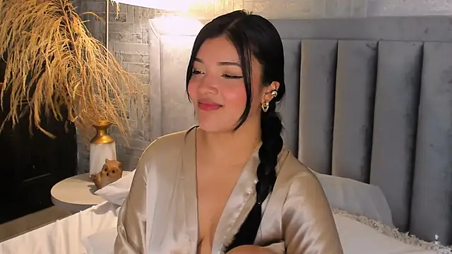 Snapshot of EmmaBlossom chatting on April 29, 5:30 pm EmmaBlossom online show from April 29, 5:30 pm