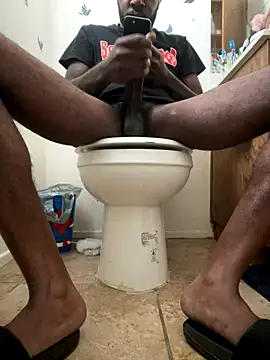 Snapshot of blaccp4k chatting on November 5, 7:14 pm blaccp4k online show from November 5, 7:14 pm