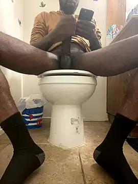 Snapshot of blaccp4k chatting on December 14, 12:21 pm blaccp4k online show from December 14, 12:21 pm