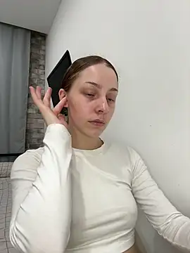 Snapshot of Im_Regina chatting on December 14, 3:39 pm Im Regina online show from December 14, 3:39 pm