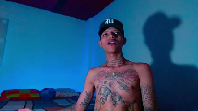 Snapshot of ethan_valka chatting on February 25, 10:19 pm ethan valka online show from February 25, 10:19 pm