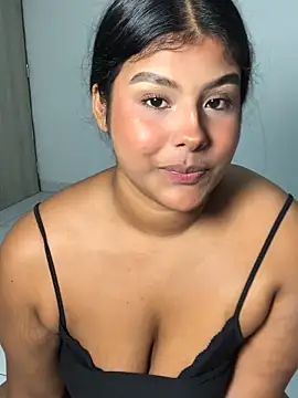 AnaBrowmn online show from November 1, 11:40 pm