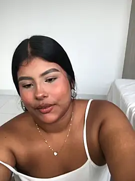 AnaBrowmn online show from November 16, 6:57 pm