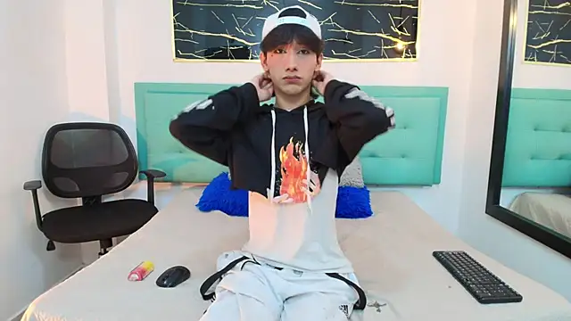 Lovers 21 online show from October 9, 4:43 am