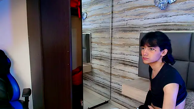 Lovers 21 online show from November 21, 3:38 am