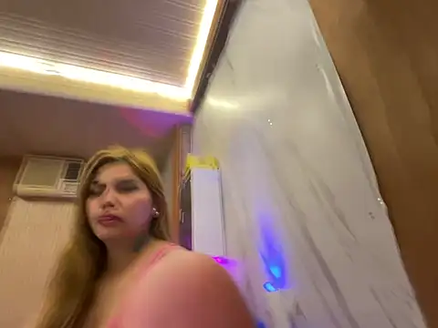 MissFlammarah online show from November 19, 2:33 am