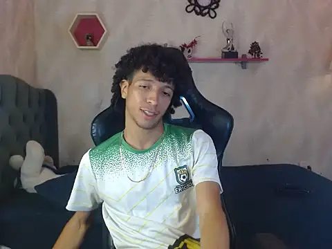 Snapshot of xion_ez chatting on October 14, 9:59 pm xion ez online show from October 14, 9:59 pm