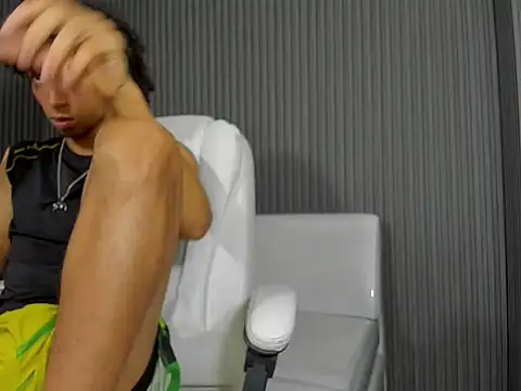 Snapshot of xion_ez chatting on November 4, 9:03 pm xion ez online show from November 4, 9:03 pm