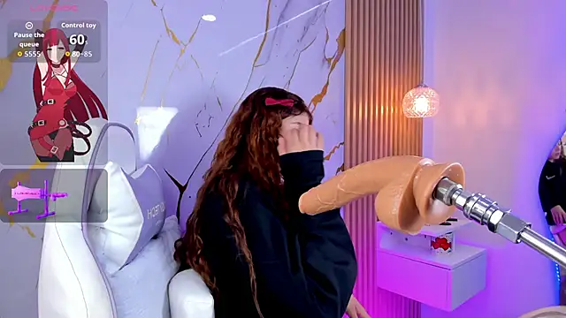 meridacute  online show from October 19, 7:25 pm